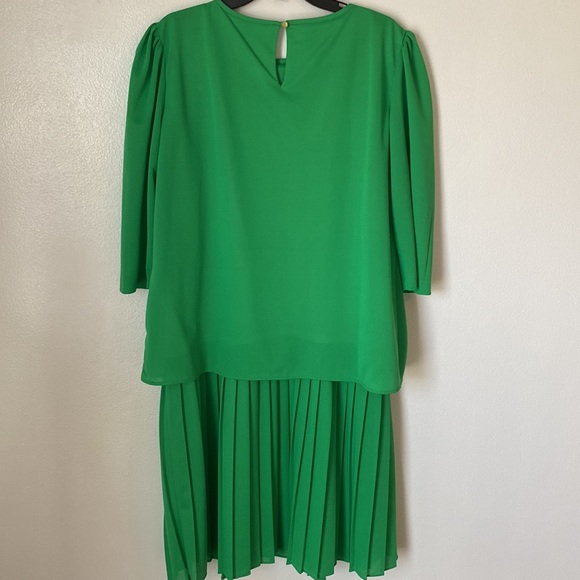 Vintage green 80s costume layered dress button closure pleated large - Picture 4 of 4